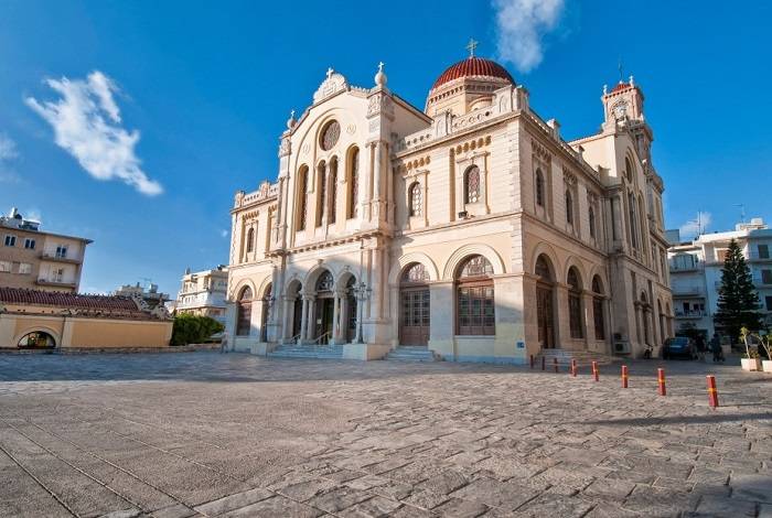 bezienswaardigheden-heraklion-iraklion-kerk-centrum