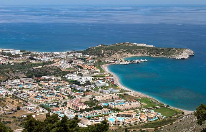 kolymbia-rhodos-vakantiebestemming-badplaats-overzicht